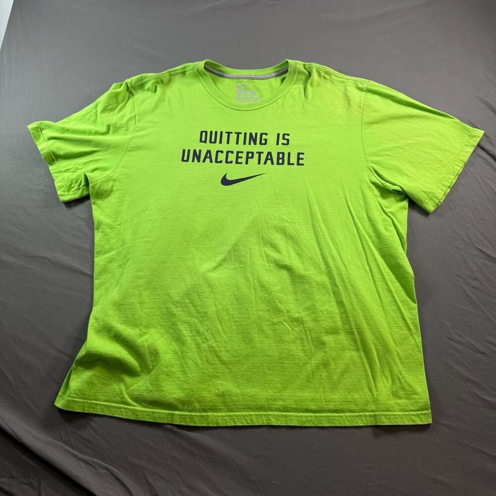 Nike Quitting Is Unacceptable Graphic T-Shirt Lime Green XXL